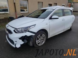 Auto incidentate Kia Cee d Ceed Sportswagon (CDF), Combi, 2018 1.4 T-GDI 16V 2019/1