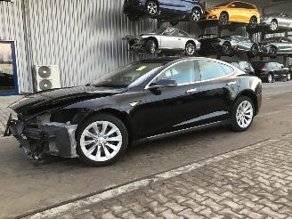 Coche accidentado Tesla Model S  2015/1