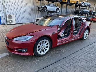 Uttjänta bilar auto Tesla Model S  2017/7