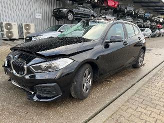 Uttjänta bilar auto BMW 1-serie 118i 2019/9