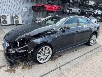 uszkodzony samochody osobowe Audi A4 35 TFSI Mild Hybrid 2019/1