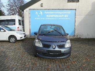 Dezmembrări autoturisme Renault Modus Modus/Grand Modus (JP) MPV 1.5 dCi 85 (K9K-760(Euro 4)) [63kW]  (12-20=
04/12-2012) 2010/12