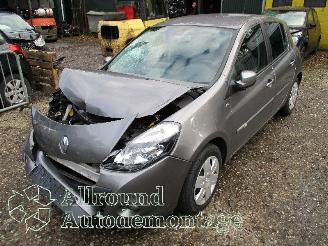 skadebil auto Renault Clio Clio III (BR/CR) Hatchback 1.5 dCi FAP (K9K-770(K9K-67)) [65kW]  (08-2=
010/12-2014) 2012/3