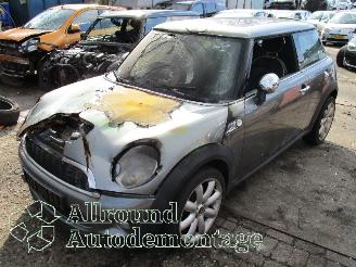 Voiture accidenté Mini Mini Mini (R56) Hatchback 1.6 16V Cooper S (N14-B16A) [128kW]  (10-2006/02-=
2010) 2007