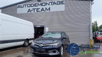Schadeauto Toyota Auris Auris (E18), Hatchback 5-drs, 2012 / 2019 1.8 16V Hybrid 2017/1