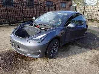 Auto incidentate Tesla Model 3 Model 3, Sedan, 2017 EV AWD 2021/12