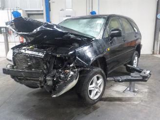 damaged passenger cars Lexus RX RX SUV 300 V6 24V VVT-i (1MZ-FE) [164kW]  (10-2000/05-2003) 2001/2