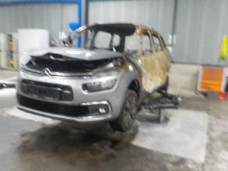 skadebil auto Citroën C4 C4 Grand Picasso (3A) MPV 1.2 12V PureTech 130 (EB2DTS(HNY)) [96kW]  (=
04-2014/03-2018) 2017