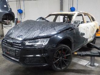 uszkodzony samochody osobowe Audi A4 A4 Avant (B9) Combi 3.0 TDI V6 24V (CSWB) [160kW]  (10-2015/08-2018) 2017/5