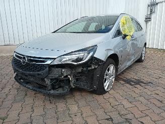 uszkodzony samochody osobowe Opel Astra Astra K Sports Tourer Combi 1.0 Turbo 12V (B10XFL(Euro 6)) [77kW]  (07=
-2014/12-2022) 2019/2