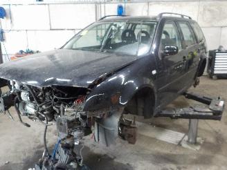 škoda osobní automobily Volkswagen Bora Bora Variant (1J6) Combi 2.3 V5 (AGZ) [110kW]  (05-1999/10-2000) 2000/1