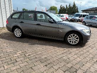 BMW 3-serie 3 serie Touring (E91) Combi 318i 16V (N46-B20B) [95kW]  (01-2006/08-20=
07) picture 7