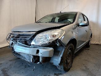 demontáž osobní automobily Dacia Sandero Sandero I (BS) Hatchback 1.4 LPG (K7J-714) [53kW]  (01-2009/12-2012) 2010/6