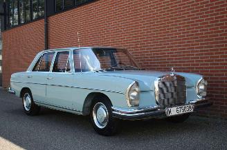 krockskadad bil auto Mercedes C1 W108 250SE SE NIEUWSTAAT GERESTAUREERD TOP! 1968/5