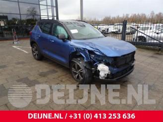 danneggiata veicoli industriali Volvo XC40 XC40 (XZ), SUV, 2017 1.5 T2 12V 2021/5