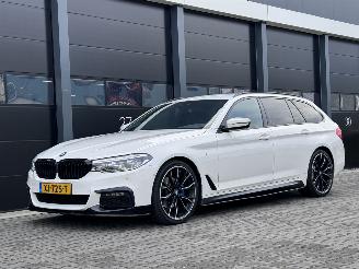 Coche accidentado BMW 5-serie 518d M Performance Sport 2019/1