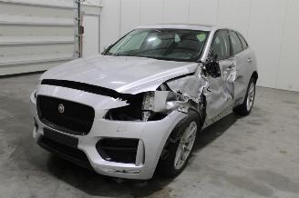 damaged passenger cars Jaguar F-Pace  2017/5