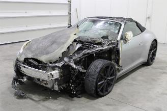 damaged passenger cars Porsche 911  2023/7