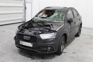 skadebil auto Audi Q3  2014/9
