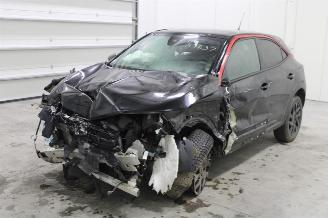 dañado vehículos comerciales Opel Mokka  2022/11