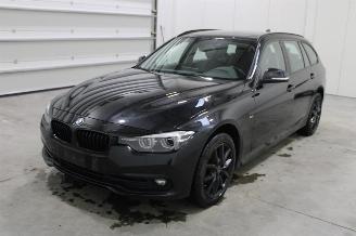 Damaged car BMW 3-serie 318 2018/6