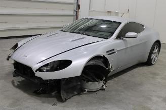 damaged passenger cars Aston Martin V8 Vantage 2006/7