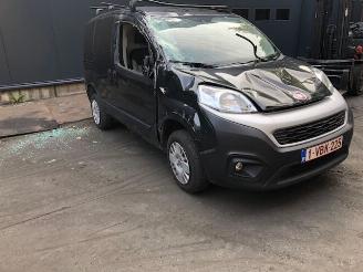 skadebil auto Fiat Fiorino 1248CC - 59KW - DIESEL - EURO6B 2018/9