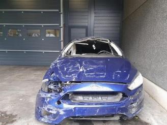 škoda koloběžky Ford Focus  2015/8