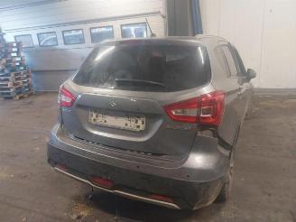 uszkodzony samochody osobowe Suzuki SX4  2018/1