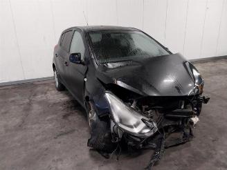 damaged passenger cars Hyundai I-20 i20, Hatchback, 2008 / 2015 1.2i 16V 2013/8