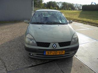 Auto incidentate Renault Clio  2002/3