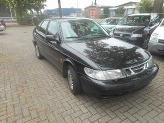 Schade bestelwagen Saab 9-3  1999/1
