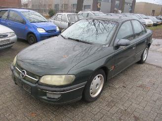 Vrakbiler auto Opel Omega  1995/1