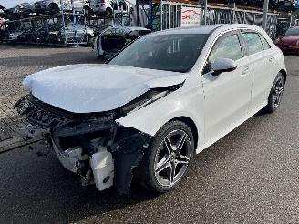 dañado vehículos comerciales Mercedes A-klasse  2018/1