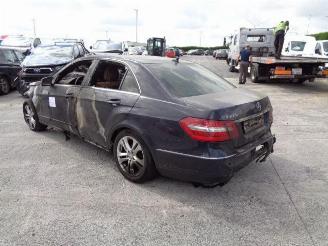 uszkodzony samochody osobowe Mercedes E-klasse CDI BLUEEFFICI 2011/1