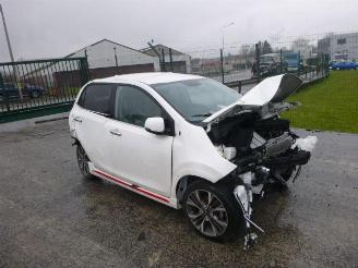 damaged passenger cars Kia Picanto 1.2 AUTOMATIQUE G4LF 2022/9
