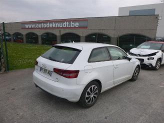 Unfall Kfz Van Audi A3 1.6 TDI 2014/6