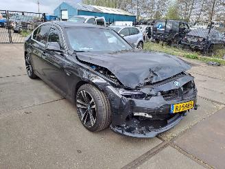Uttjänta bilar auto BMW 3-serie  2017/1