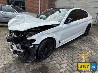 krockskadad bil auto BMW 5-serie  2018/1