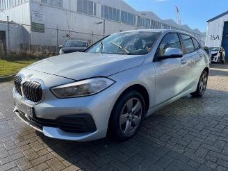 demontáž osobní automobily BMW 1-serie 1 serie (F40), Hatchback, 2019 118i 1.5 TwinPower 12V 2020/7