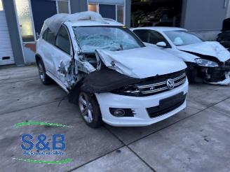 uszkodzony samochody osobowe Volkswagen Tiguan Tiguan (5N1/2), SUV, 2007 / 2018 2.0 TDI DRF 16V 4Motion 2013/3