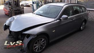 Unfallwagen BMW 3-serie 3 serie Touring (E91), Combi, 2004 / 2012 320d 16V Efficient Dynamics Edition 2012/2