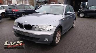 Damaged car BMW 1-serie 1 serie (E87/87N), Hatchback 5-drs, 2003 / 2012 116i 1.6 16V 2005/1