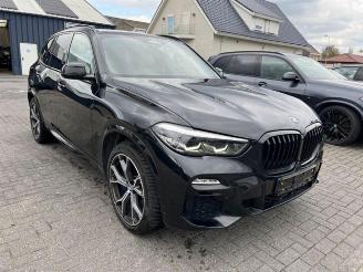 Voiture accidenté BMW X5 xDrive 30d 195KW M Sport Hud Sport-Ausp 2019/3